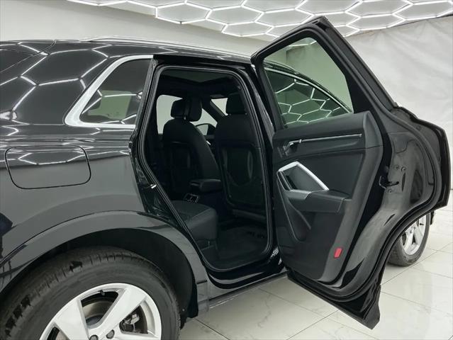 2020 Audi Q3 Premium 45 TFSI quattro Tiptronic