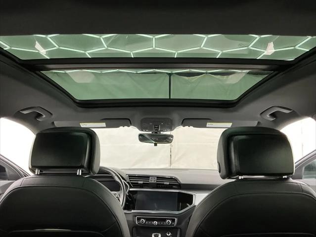 2020 Audi Q3 Premium 45 TFSI quattro Tiptronic