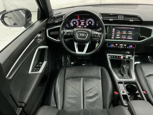 2020 Audi Q3 Premium 45 TFSI quattro Tiptronic