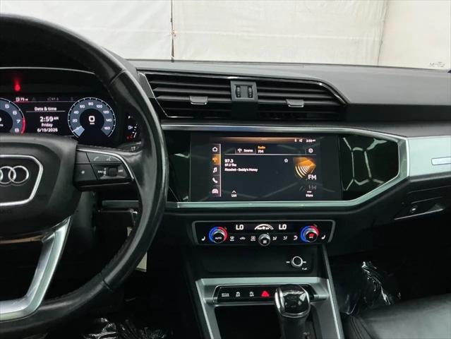 2020 Audi Q3 Premium 45 TFSI quattro Tiptronic
