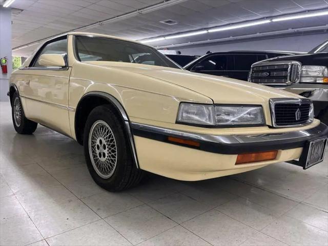 1990 Chrysler Lebaron Base 2dr Convertible for sale in Twinsburg, OH