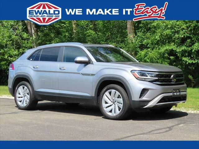2023 Volkswagen Atlas Cross Sport 3.6L V6 SE w/Technology for sale in Oconomowoc, WI