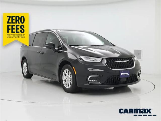 2025 Chrysler Pacifica Select for sale in Winchester, VA