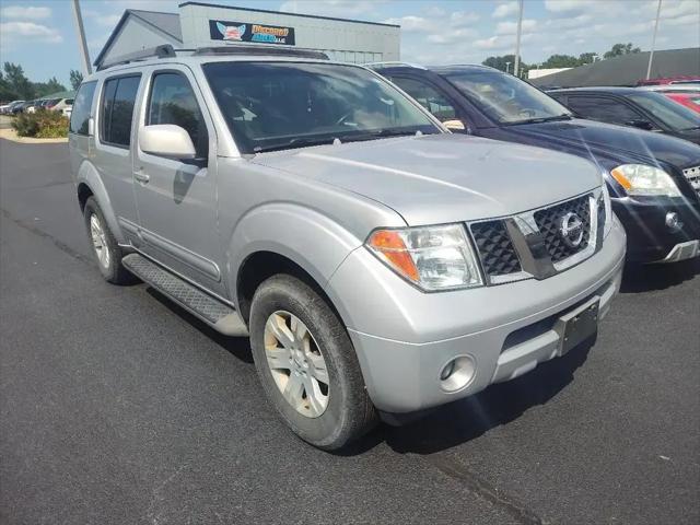 2007 Nissan Pathfinder LE for sale in Merrillville, IN