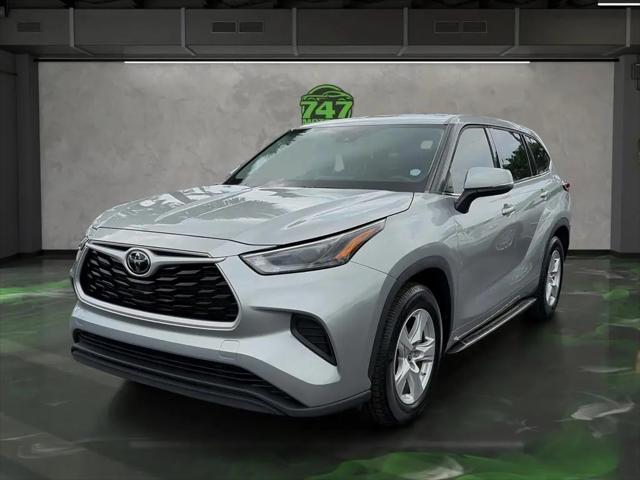 2022 Toyota Highlander L for sale in Plantation, FL