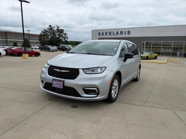 2024 Chrysler Pacifica Touring L for sale in Rolla, MO
