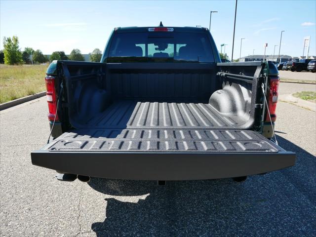 2026 Ram 1500 Express Crew Cab 4x4 57 Box