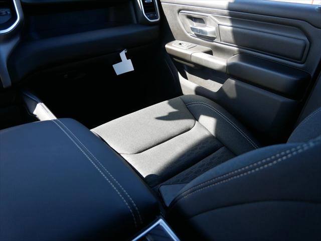 2026 Ram 1500 Express Crew Cab 4x4 57 Box