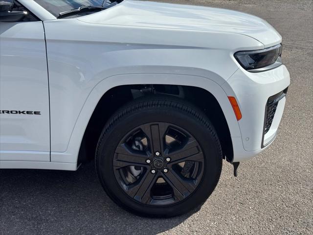 2027 Jeep Grand Cherokee GRAND CHEROKEE LIMITED RESERVE 4X4 2027 Jeep Grand Cherokee GRAND CHEROKEE LIMITED RESERVE 4X4
