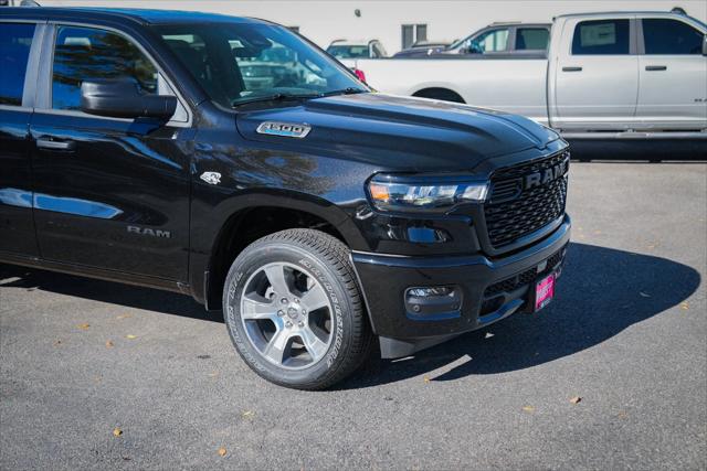 2026 RAM Ram 1500 RAM 1500 EXPRESS CREW CAB 4X4 57 BOX 2026 RAM Ram 1500 RAM 1500 EXPRESS CREW CAB 4X4 57 BOX