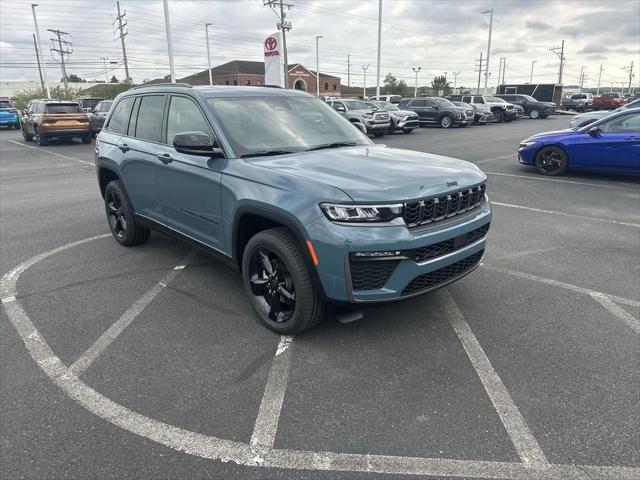 2027 Jeep Grand Cherokee GRAND CHEROKEE LIMITED 4X4