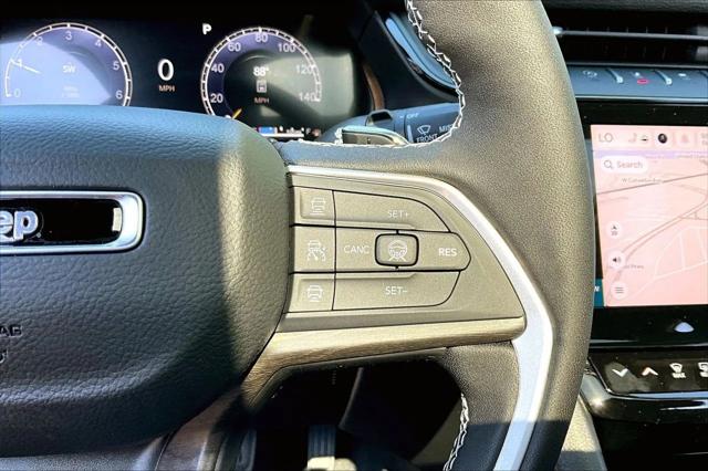 New 2027 High-Gloss Black Paint Jeep Laredo image 28