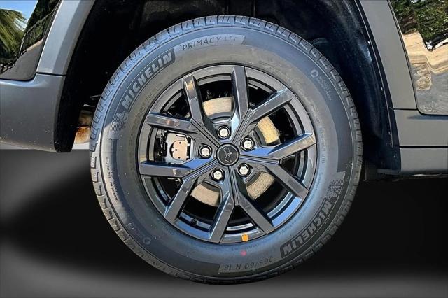 New 2027 High-Gloss Black Paint Jeep Laredo image 34