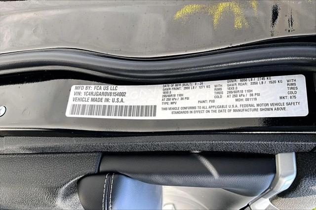New 2027 High-Gloss Black Paint Jeep Laredo image 36