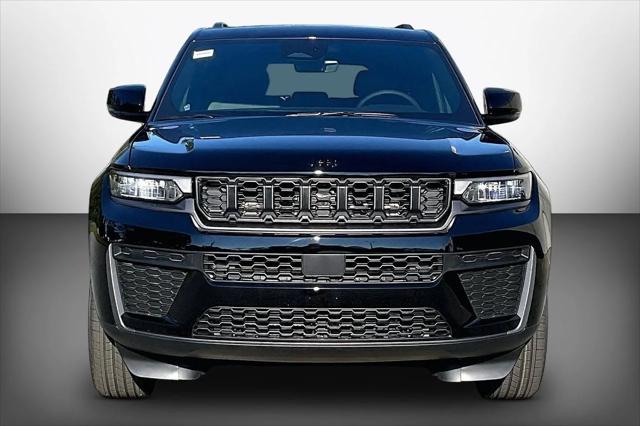 New 2027 High-Gloss Black Paint Jeep Laredo image 3