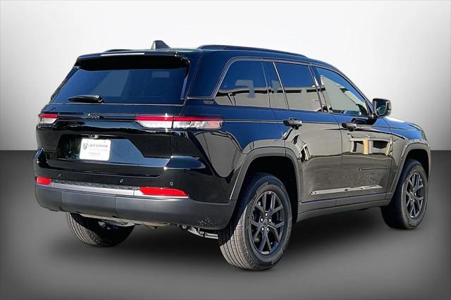 New 2027 High-Gloss Black Paint Jeep Laredo image 8