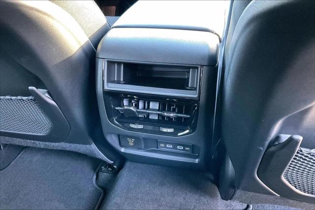 New 2027 High-Gloss Black Paint Jeep Laredo image 15