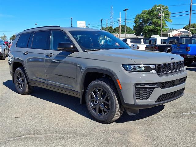 2027 Jeep Grand Cherokee GRAND CHEROKEE L LAREDO ALTITUDE 4X4 2027 Jeep Grand Cherokee GRAND CHEROKEE L LAREDO ALTITUDE 4X4