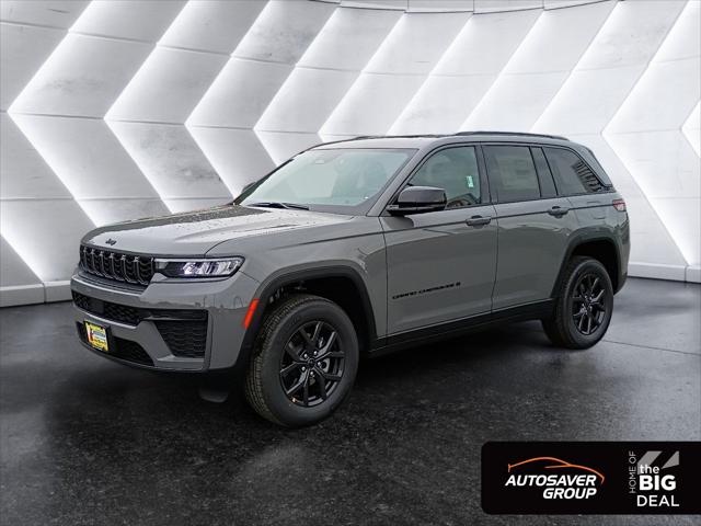 2027 Jeep Grand Cherokee Laredo Altitude for sale in Littleton, NH