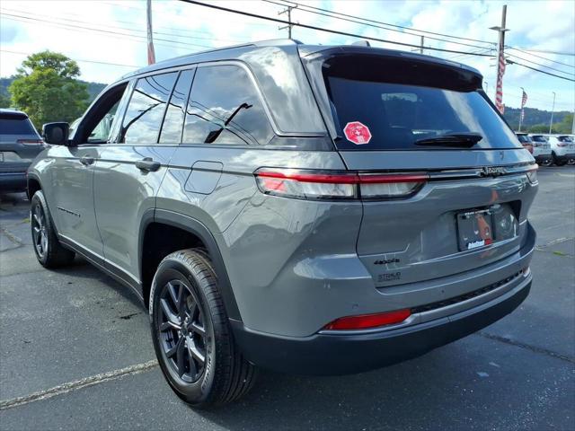 2027 Jeep Grand Cherokee GRAND CHEROKEE LAREDO ALTITUDE 4X4 2027 Jeep Grand Cherokee GRAND CHEROKEE LAREDO ALTITUDE 4X4