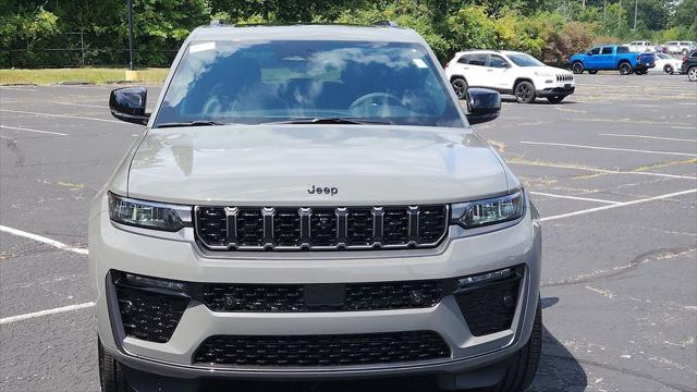 2027 Jeep Grand Cherokee Limited Reserve