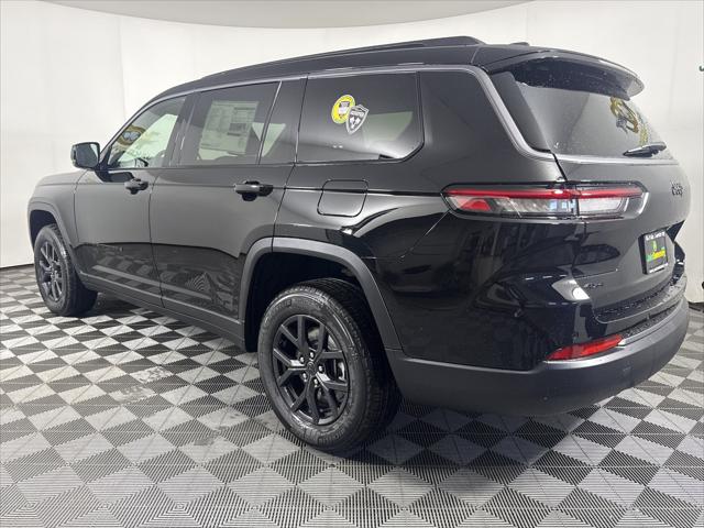 2027 Jeep Grand Cherokee L Laredo Altitude