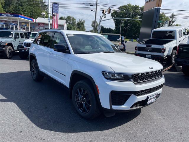 2027 Jeep Grand Cherokee GRAND CHEROKEE LAREDO ALTITUDE 4X4 2027 Jeep Grand Cherokee GRAND CHEROKEE LAREDO ALTITUDE 4X4