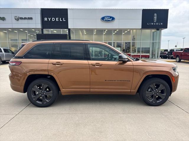 2027 Jeep Grand Cherokee GRAND CHEROKEE LIMITED RESERVE 4X4