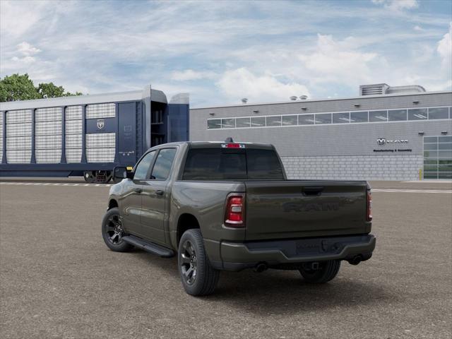 2026 RAM 1500 RAM 1500 EXPRESS CREW CAB 4X4 57 BOX