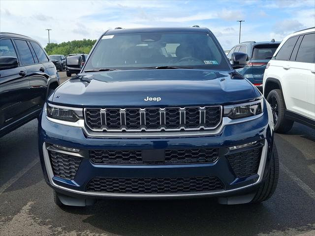 2027 Jeep Grand Cherokee GRAND CHEROKEE LIMITED 4X4
