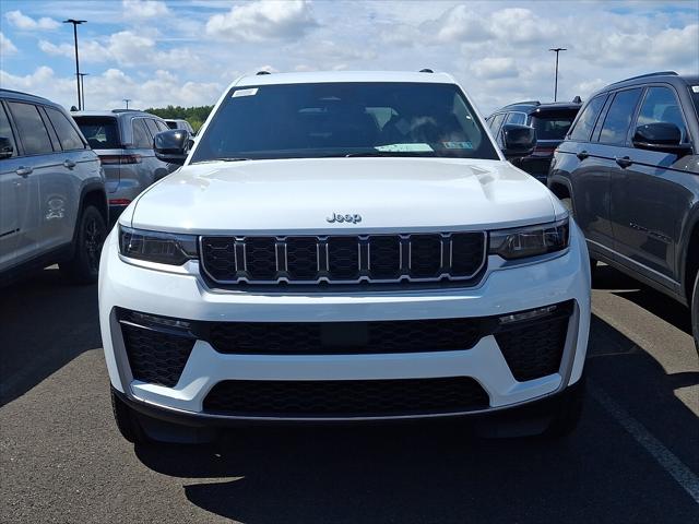 2027 Jeep Grand Cherokee GRAND CHEROKEE LIMITED 4X4 2027 Jeep Grand Cherokee GRAND CHEROKEE LIMITED 4X4
