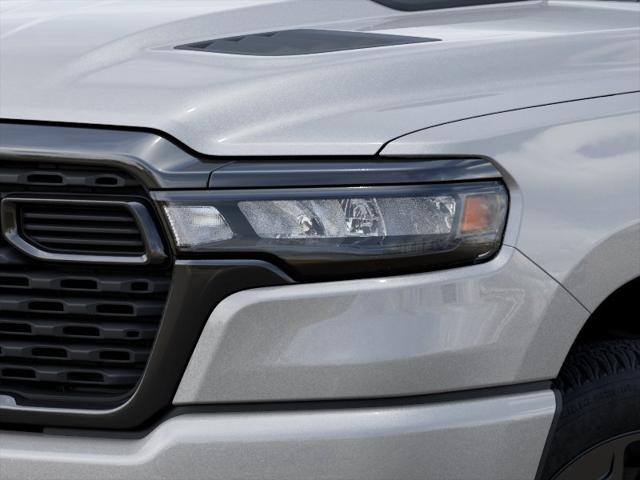 2026 Ram 1500 Express Crew Cab 4x4 57 Box