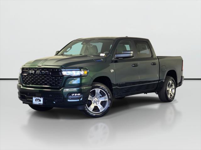 2026 RAM 1500 RAM 1500 EXPRESS CREW CAB 4X4 57 BOX