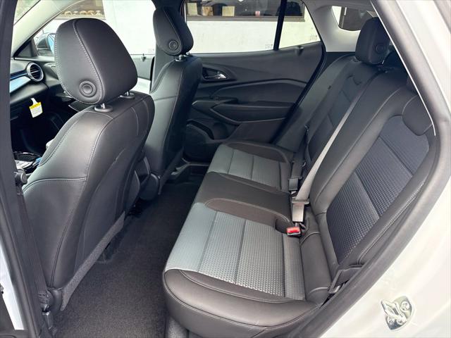 2026 Chevrolet Trax FWD LT