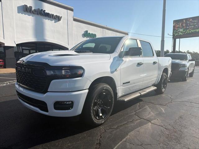 2026 RAM 1500 RAM 1500 EXPRESS CREW CAB 4X4 57 BOX