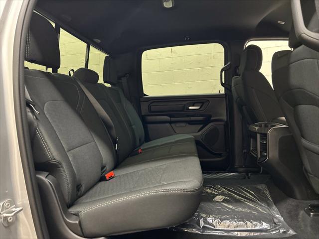 2026 Ram 1500 Express Crew Cab 4x4 57 Box