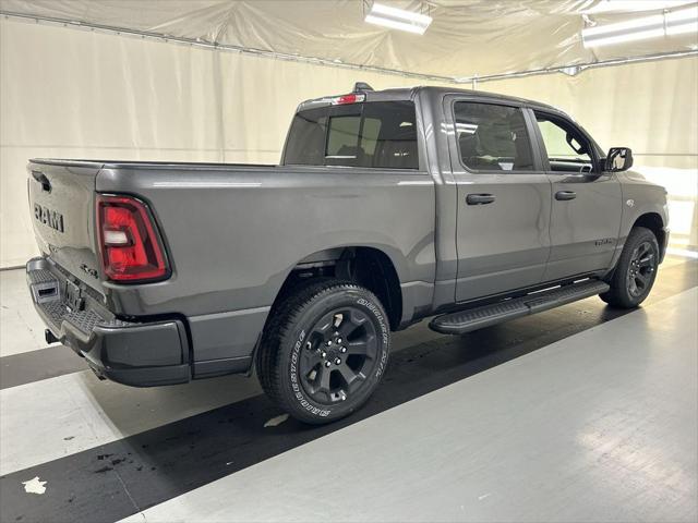2026 RAM Ram 1500 RAM 1500 EXPRESS CREW CAB 4X4 57 BOX