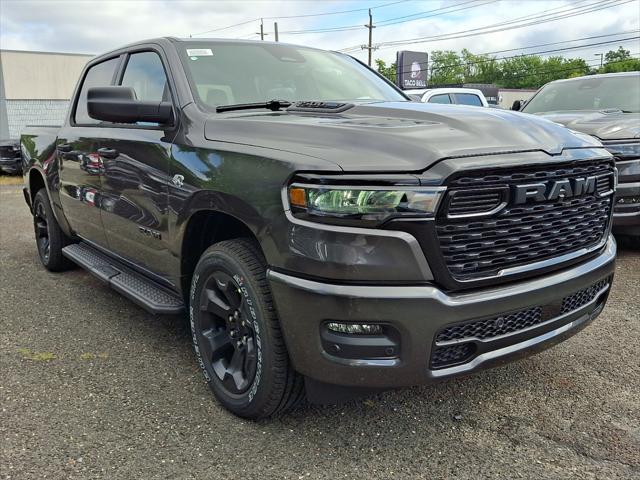 2026 RAM 1500 RAM 1500 EXPRESS CREW CAB 4X4 57 BOX