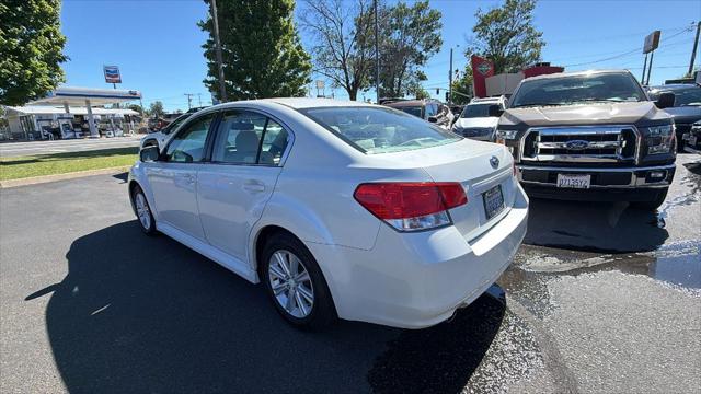 2011 Subaru Legacy 2.5i Premium