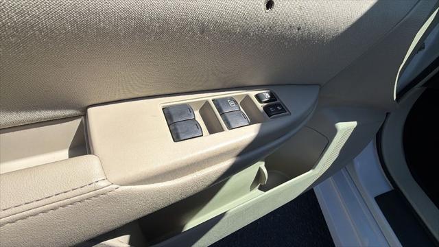 2011 Subaru Legacy 2.5i Premium