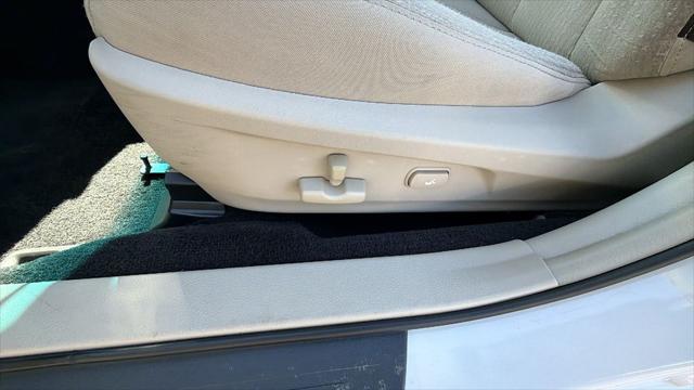 2011 Subaru Legacy 2.5i Premium
