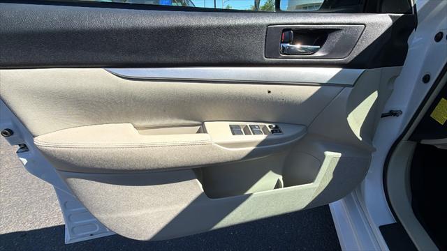 2011 Subaru Legacy 2.5i Premium