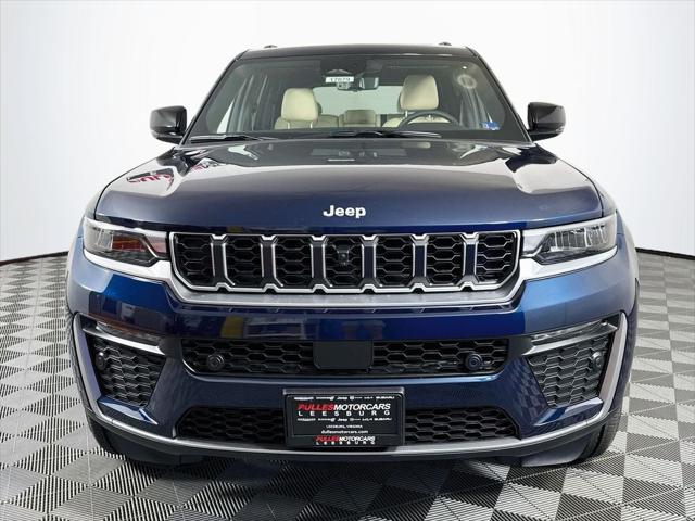 2027 Jeep Grand Cherokee GRAND CHEROKEE LIMITED 4X4