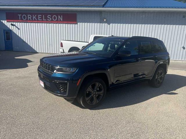 2027 Jeep Grand Cherokee Limited Reserve 2027 Jeep Grand Cherokee Limited Reserve