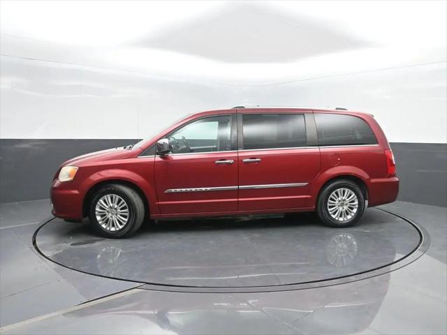 2013 Chrysler Town & Country Limited for sale in Charles City, IA