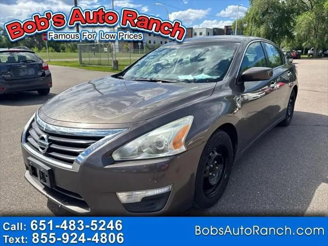 2015 Nissan Altima 2.5 for sale in Lino Lakes, MN