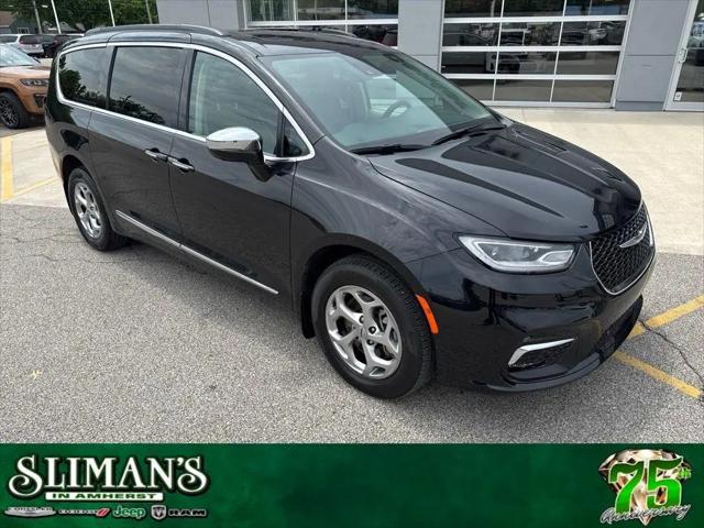2023 Chrysler Pacifica Limited AWD for sale in Amherst, OH
