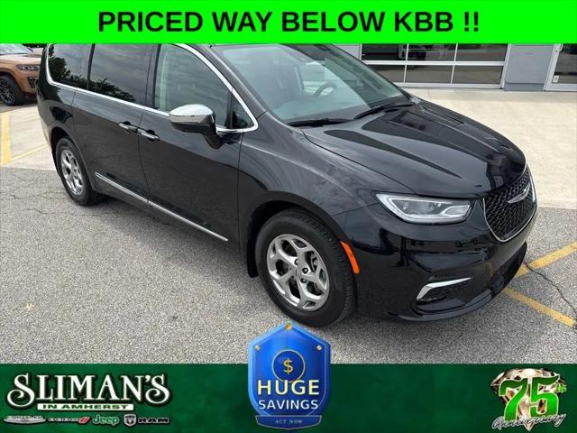 2023 Chrysler Pacifica Limited AWD for sale in Amherst, OH