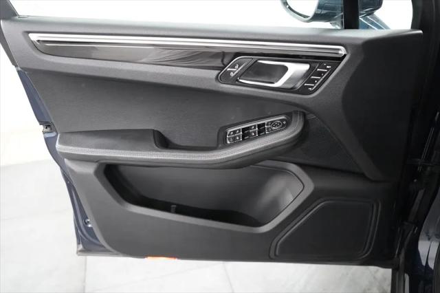 2023 Porsche Macan S