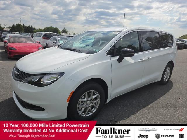 2027 Chrysler Pacifica LX for sale in Mechanicsburg, PA